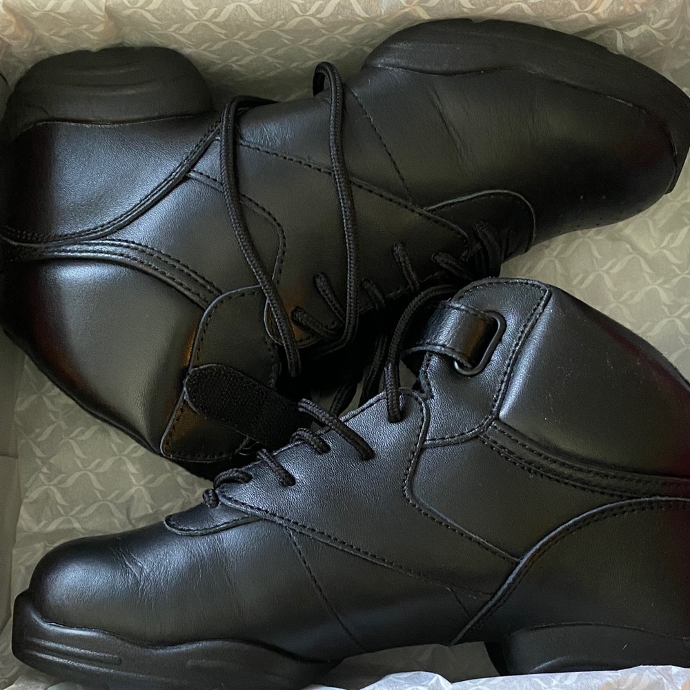 Capezio Dance Sneaker